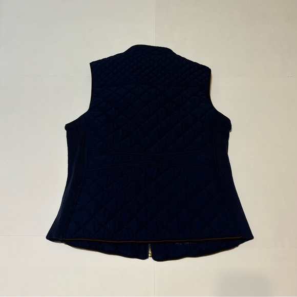 53. ⭐️ Active USA navy blue vest size medium - Picture 7 of 8
